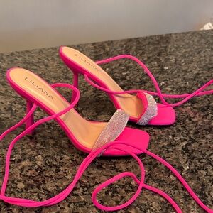 Liliana Vibrant Pink Strappy bling Heels NWOT 11